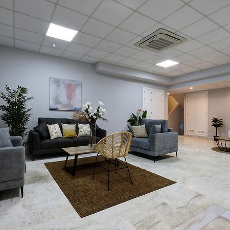 Hostal 37 Estepona Luaran gambar