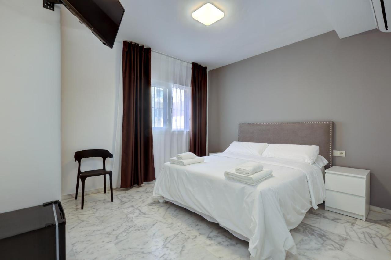 Hostal 37 Estepona Luaran gambar